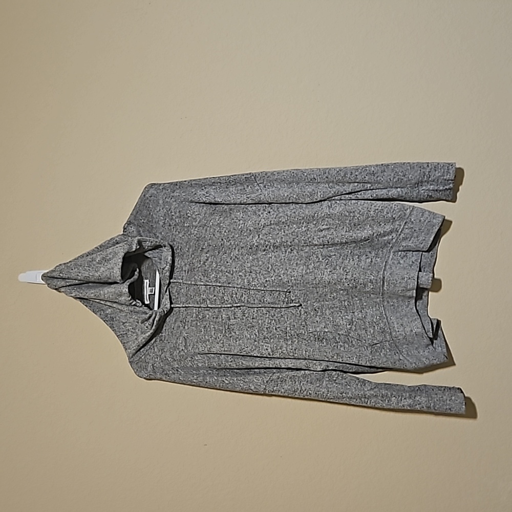 Gray American Eagle hoodie
